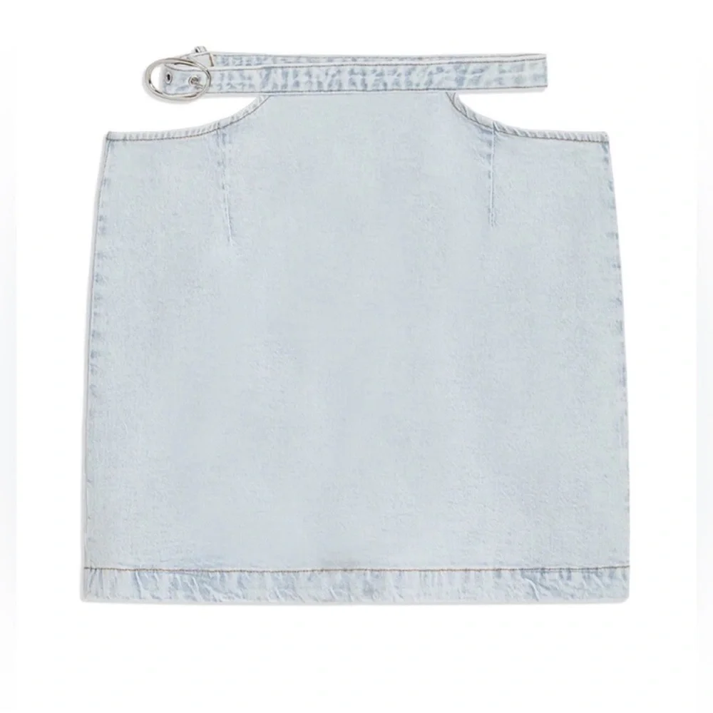 🐞NWT WeWoreWhat Denim Cut Out Skirt - Medium - Picture 3 of 6